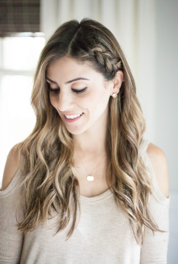 Beauty // Half Up Side Braid Hair Tutorial - Lauren McBride (692 x 1024 Pixel)